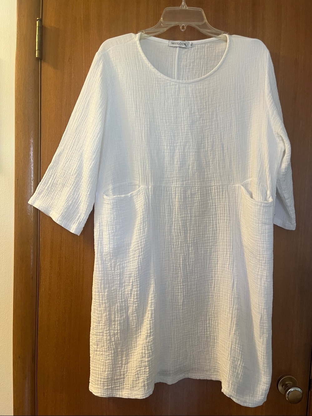 Summer- gauzy white dress with 2 pockets